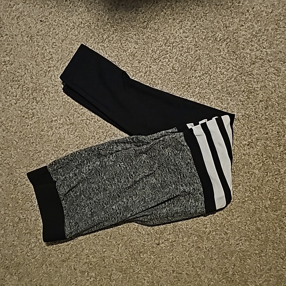 Bombshell high knee sock leggings